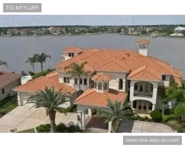 梅西这生活也太节俭了吧，巴黎顶级豪宅住成学生宿舍？