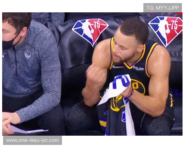 斯蒂芬·卡斯尔挡拆制造空位三分稳定性不及库里